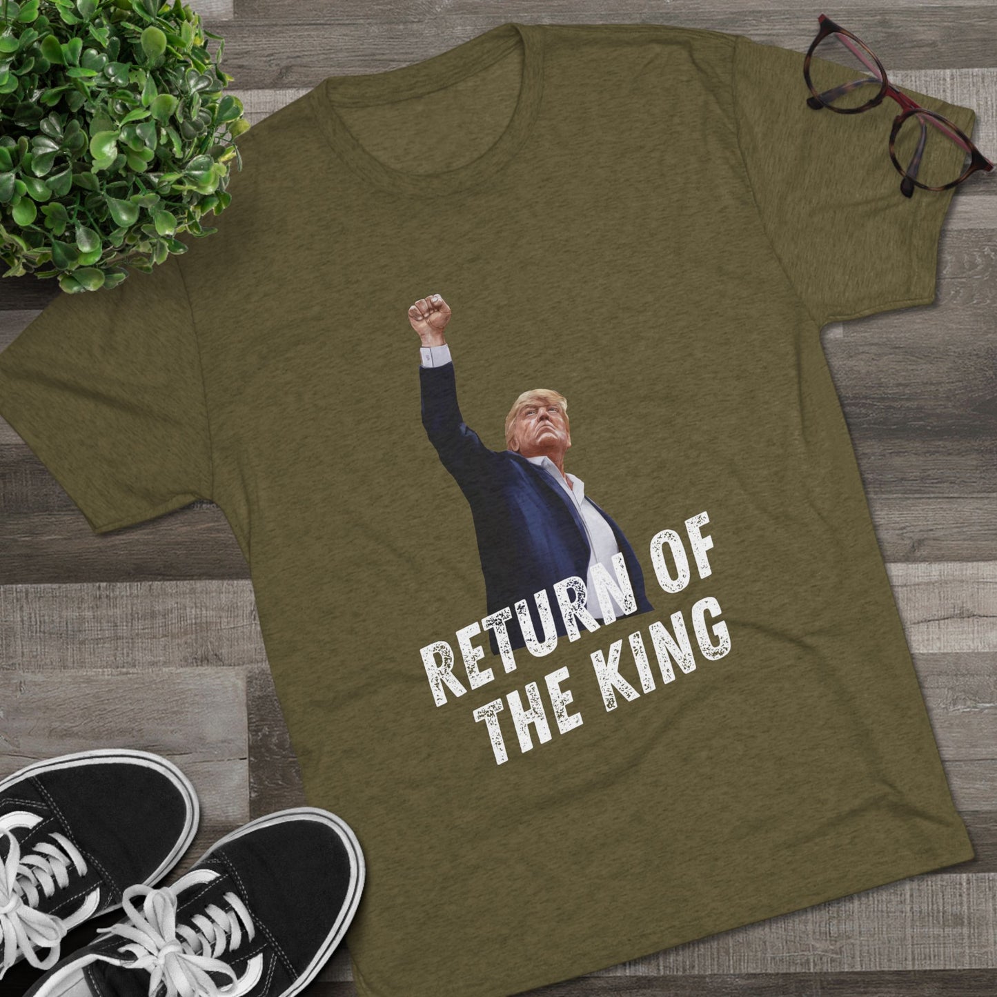 King Donald Trump Shirt, Trump Shot Shirt, Trump Assassination Shirt, Trump 2024 T-Shirt, Unisex Tri-Blend Crew Tee, LOTR, Return of the King